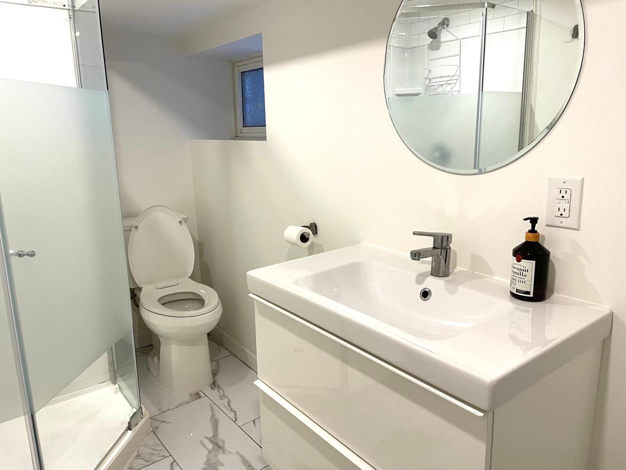 Downtown Private Suite Торонто Экстерьер фото